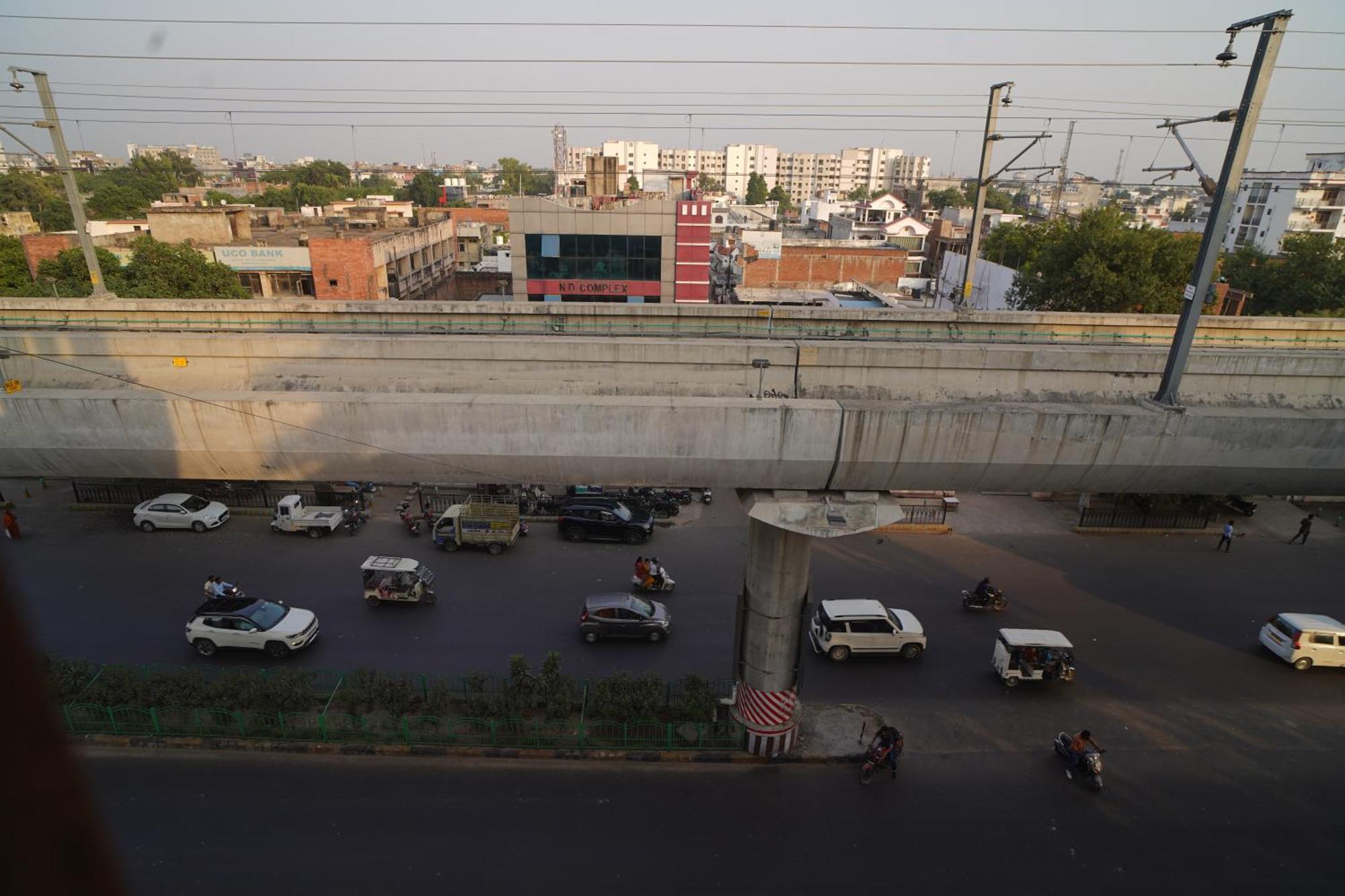 Familia Hotel And Banquets Lucknow Eksteriør billede